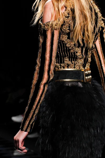 Look 123